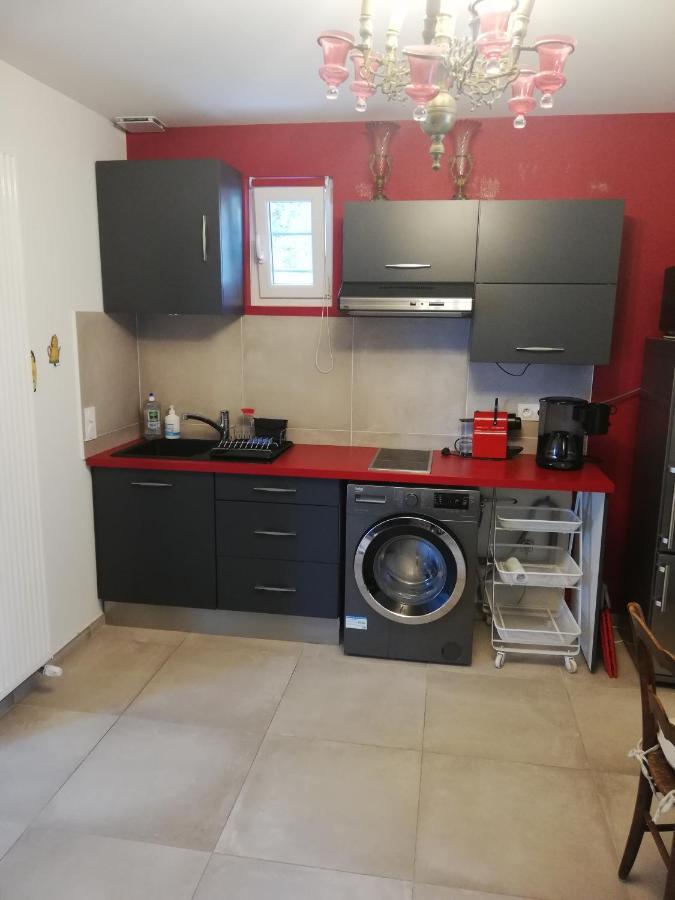 Appartement De Plain Pied Dans La Verdure 예레 외부 사진